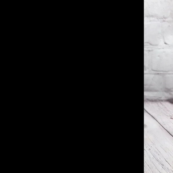 Milly green pug as vampire mug and sock set - Picture 4 of 9